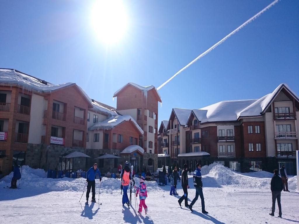 גודאורי Snow Apartments מראה חיצוני תמונה